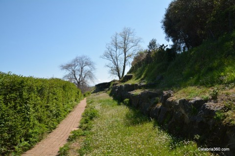 Le Mura di Hipponion